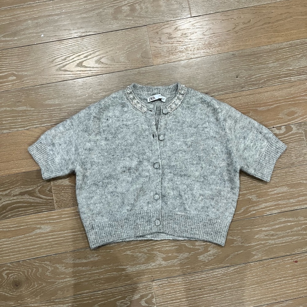NWOT Zara Gray Short Sleeve Cardigan with Embellished Collar - Picture 2 of 6